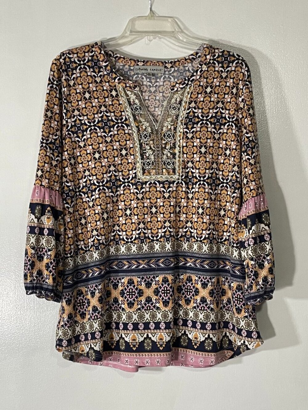 Absolutely Famous Gold Navy Geometric Top Size XL Lace Embroidery Boho Flowy